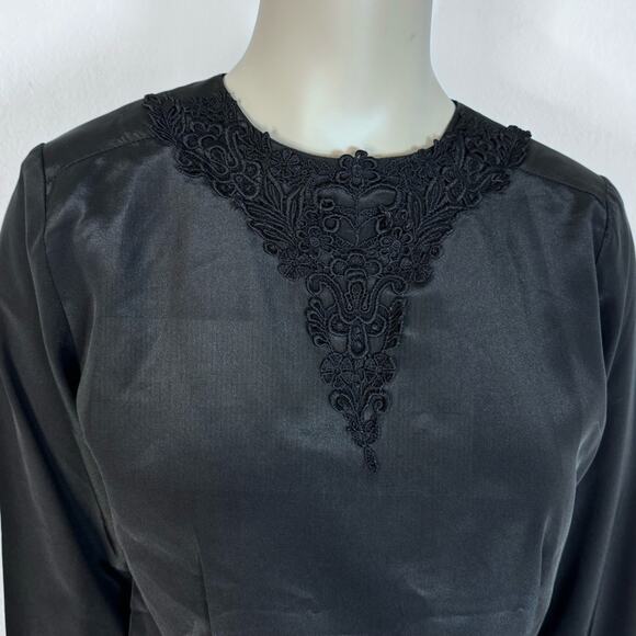 Vintage 80s Gothic Goth Satin Blouse Top Lace Modest Victorian Witchy Office - Picture 3 of 7